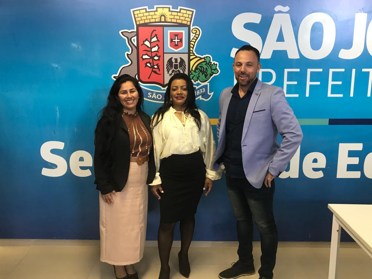 Equipe da Sete Terapias na prefeitura
